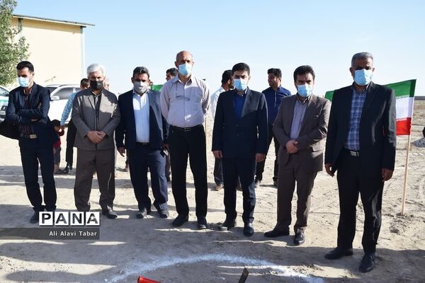 افتتاح و کلنگ‌زنی  4 پروژه  زمین‌مصنوعی مینی‌فوتبال در روستای کره‌بنده  استان بوشهر