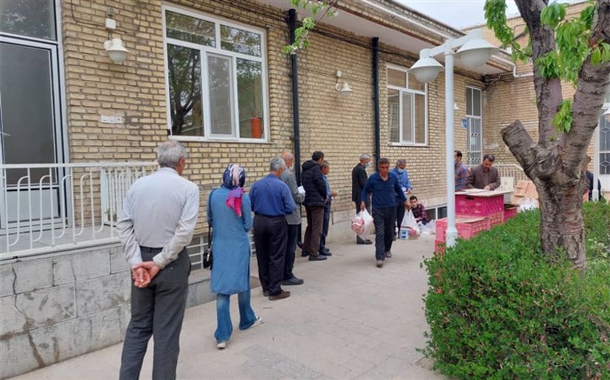 توزیع 500 بسته غذایی بین نیازمندان