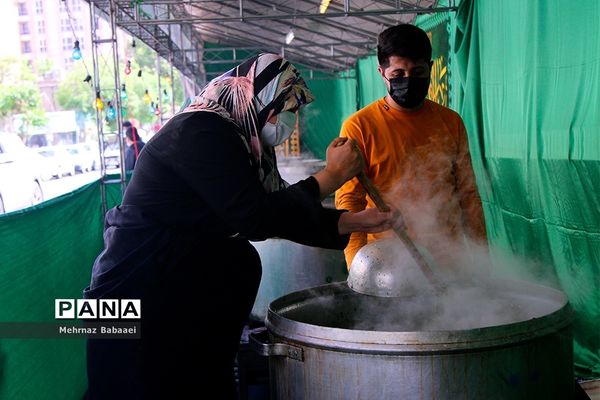 پخت آش نذری در ماه مبارک رمضان