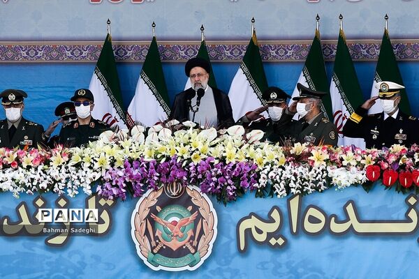 رژه روز ارتش جمهوری اسلامی ایران