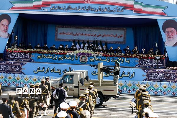 رژه روز ارتش جمهوری اسلامی ایران