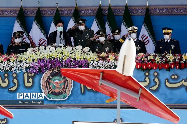 رژه روز ارتش جمهوری اسلامی ایران