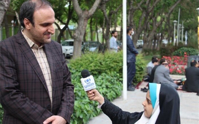 برگزاری جلسات انس با قرآن می‌تواند به نورانی‌شدن قلب دانش‌آموزان منجر شود/ فیلم