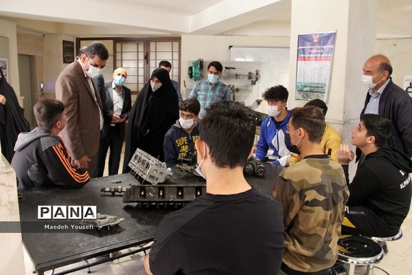 آیین تکریم و معارفه معاون آموزش‌های عمومی و مهارتی دانشگاه آزاد اسلامی واحد اسلامشهر