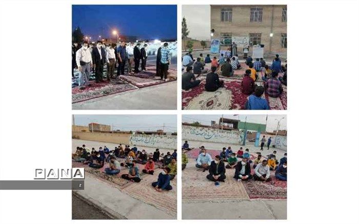 جشن تکلیف آغازی زیبا برای حرکت در مسیر بندگی و عبادت خداوند متعال است