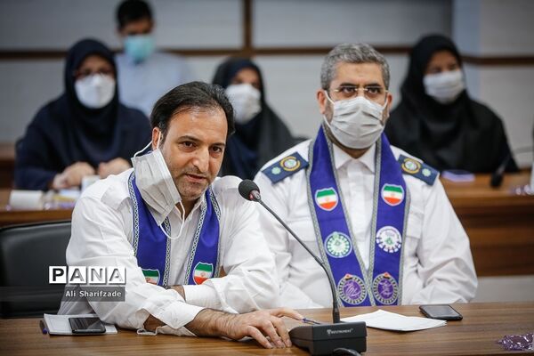 جلسه قائم مقام سازمان دانش‌آموزی با کارکنان