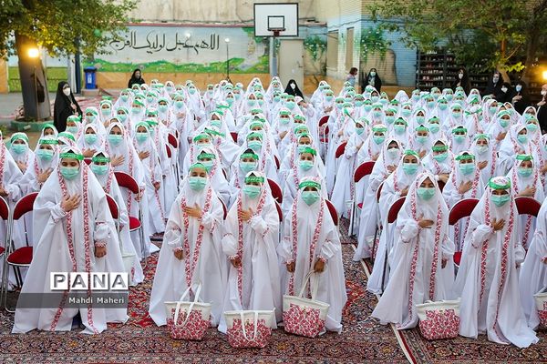 جشن روزه اولی‌ها در مدرسه ایران منطقه ۱۲