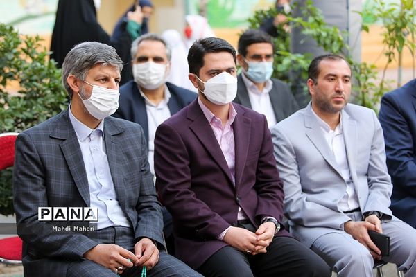 جشن روزه اولی‌ها در مدرسه ایران منطقه ۱۲