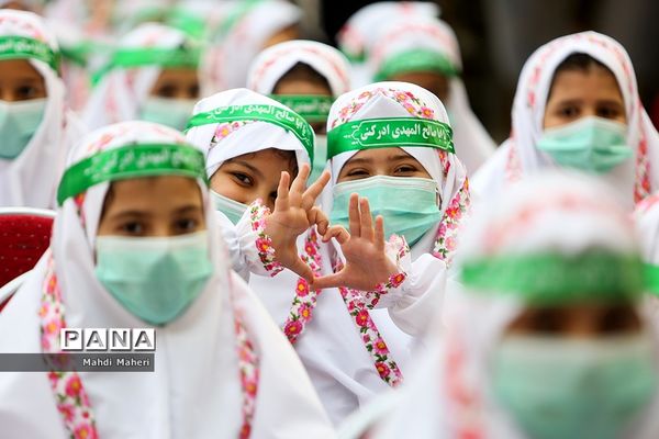 جشن روزه اولی‌ها در مدرسه ایران منطقه ۱۲