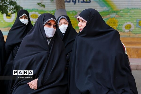 جشن روزه اولی‌ها در مدرسه ایران منطقه ۱۲