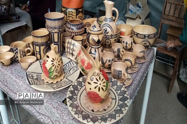 برگزاری بازارچه ضیافت درشهرستان نظر‌آباد