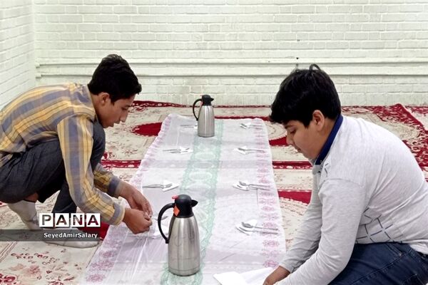 جشن تکلیف دانش‌آموزان دبیرستان پسرانه شاهد امام صادق (ع)کاشمر