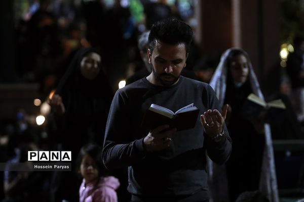 مراسم احیا شب نوزدهم ماه مبارک رمضان در امامزاده صالح (ع)