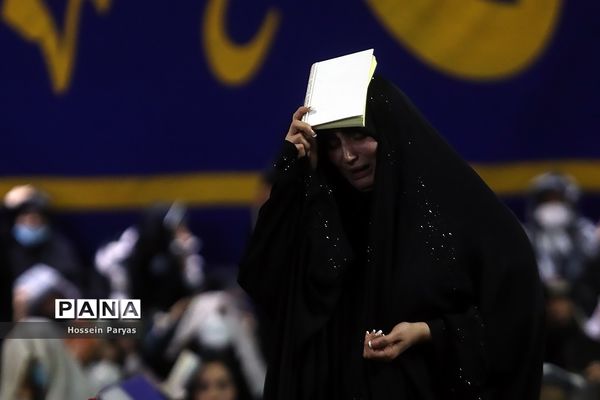 مراسم احیا شب نوزدهم ماه مبارک رمضان در امامزاده صالح (ع)