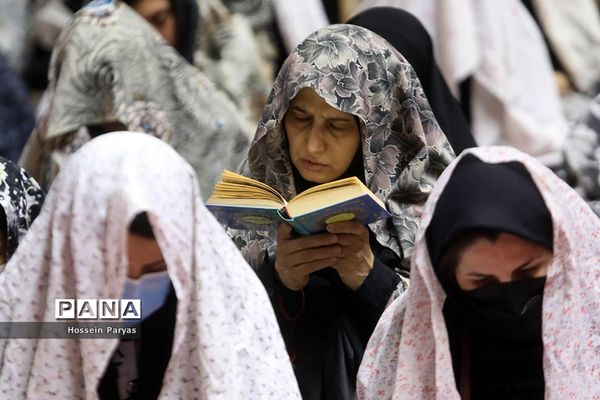 مراسم احیا شب نوزدهم ماه مبارک رمضان در امامزاده صالح (ع)