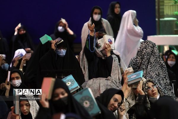 مراسم احیا شب نوزدهم ماه مبارک رمضان در امامزاده صالح (ع)