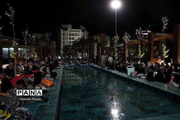 مراسم احیا شب نوزدهم ماه مبارک رمضان در امامزاده صالح (ع)