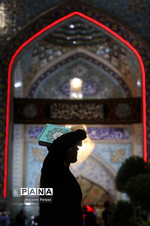 مراسم احیا شب نوزدهم ماه مبارک رمضان در امامزاده صالح (ع)