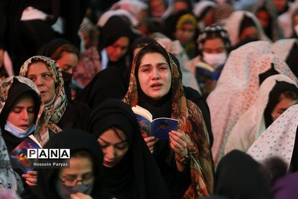 مراسم احیا شب نوزدهم ماه مبارک رمضان در امامزاده صالح (ع)