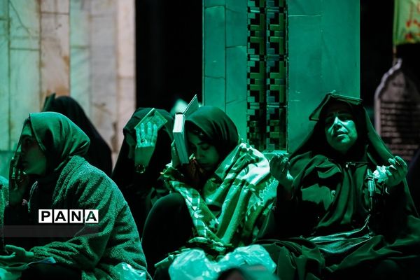 مراسم احیای شب نوزدهم در تپه نورالشهدا