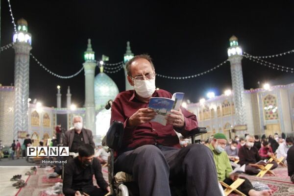مراسم احیای شب قدر در حرم حضرت محمد هلال بن علی(ع) آران و بیدگل