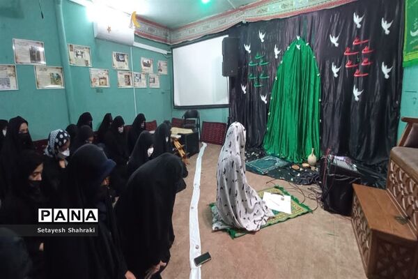 شب زنده‌داری دانش‌آموزان زاهدانی در نخستین شب قدر