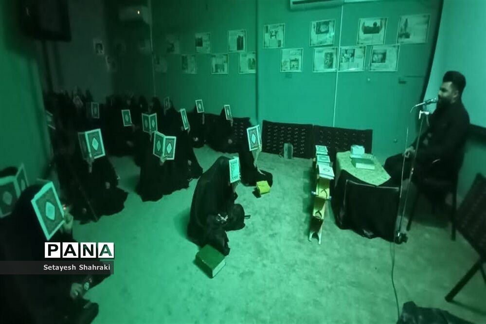 شب زنده‌داری دانش‌آموزان زاهدانی در نخستین شب قدر