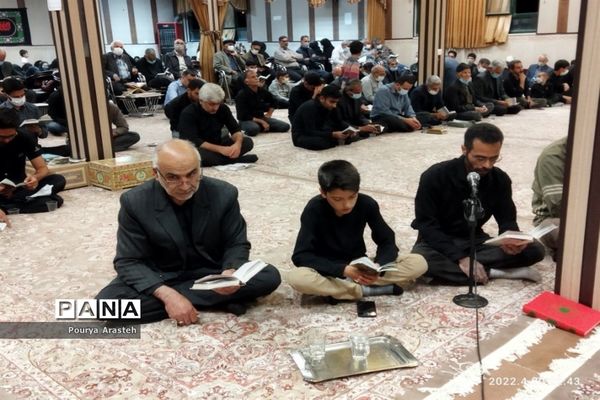 برگزاری مراسم شب احیادرموسسه فرهنگی مذهبی ابن حسام بیرجند