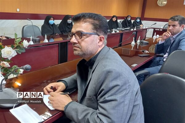 نشست مجمع معلمان منطقه ترشیز کهن