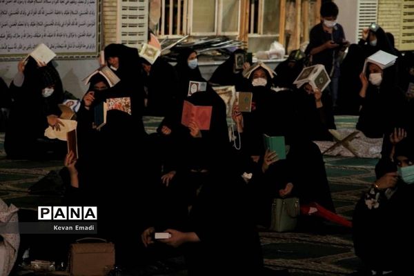 مراسم احیاء شب 19 ماه مبارک رمضان در مصلی بوشهر