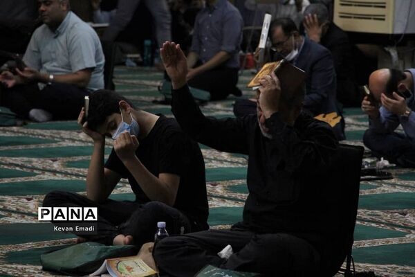 مراسم احیاء شب 19 ماه مبارک رمضان در مصلی بوشهر