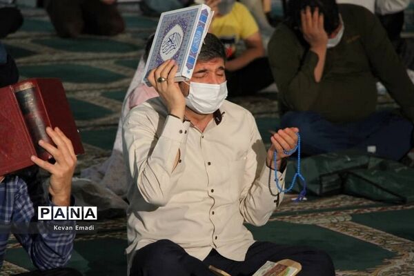 مراسم احیاء شب 19 ماه مبارک رمضان در مصلی بوشهر