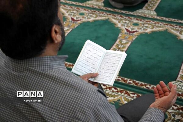 مراسم احیاء شب 19 ماه مبارک رمضان در مصلی بوشهر