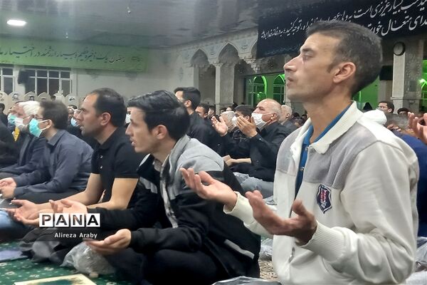 مراسم شب بیست و یکم ماه رمضان در امامزاده سید حمزه