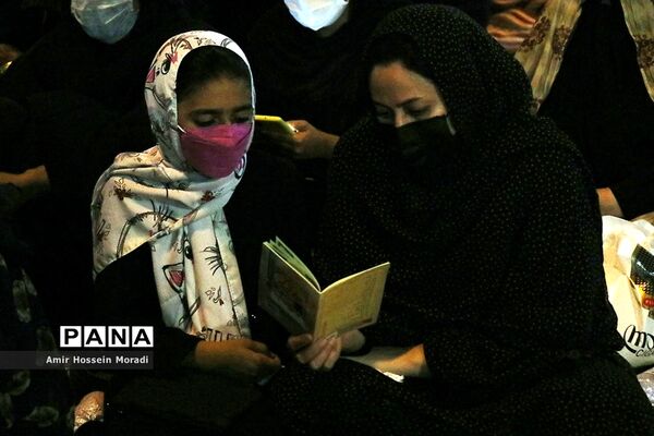 حضور دانش‌آموزان پیشتاز هرمزگانی در مراسم شب‌های قدر