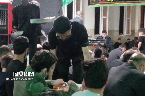 مراسم شب قدر در تپه نورالشهدا شهرستان پردیس
