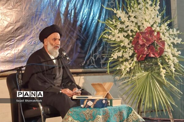 مراسم احیای شب بیست و یکم ماه رمضان در اهواز