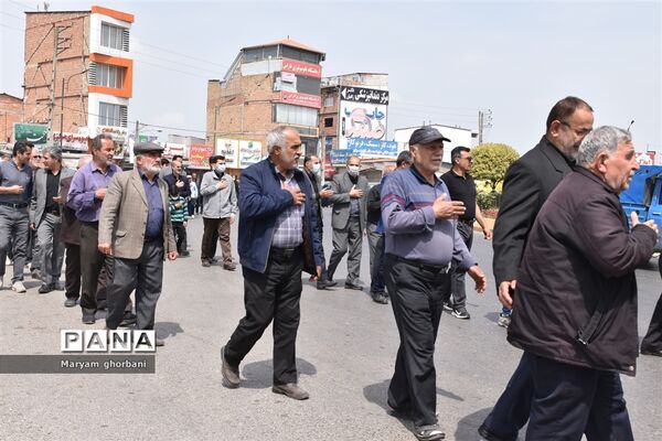 مراسم دسته‌روی دانش‌آموزان بهنمیری
