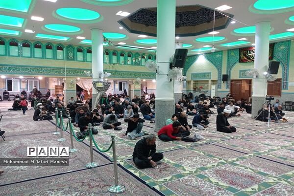 نوای «الهی العفو» در مساجد و تکایای قم طنین انداز شد
