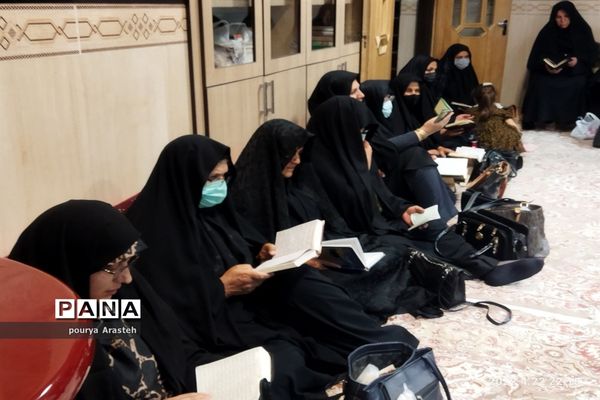 برگزاری مراسم دومین شب احیا درموسسه فرهنگی مذهبی ابن حسام بیرجند