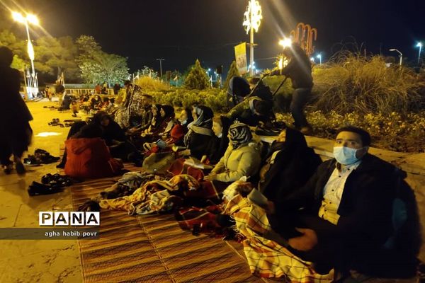 مراسم احیا شب بیست و یکم ماه مبارک رمضان در امامزاده حسین (ع) قزوین