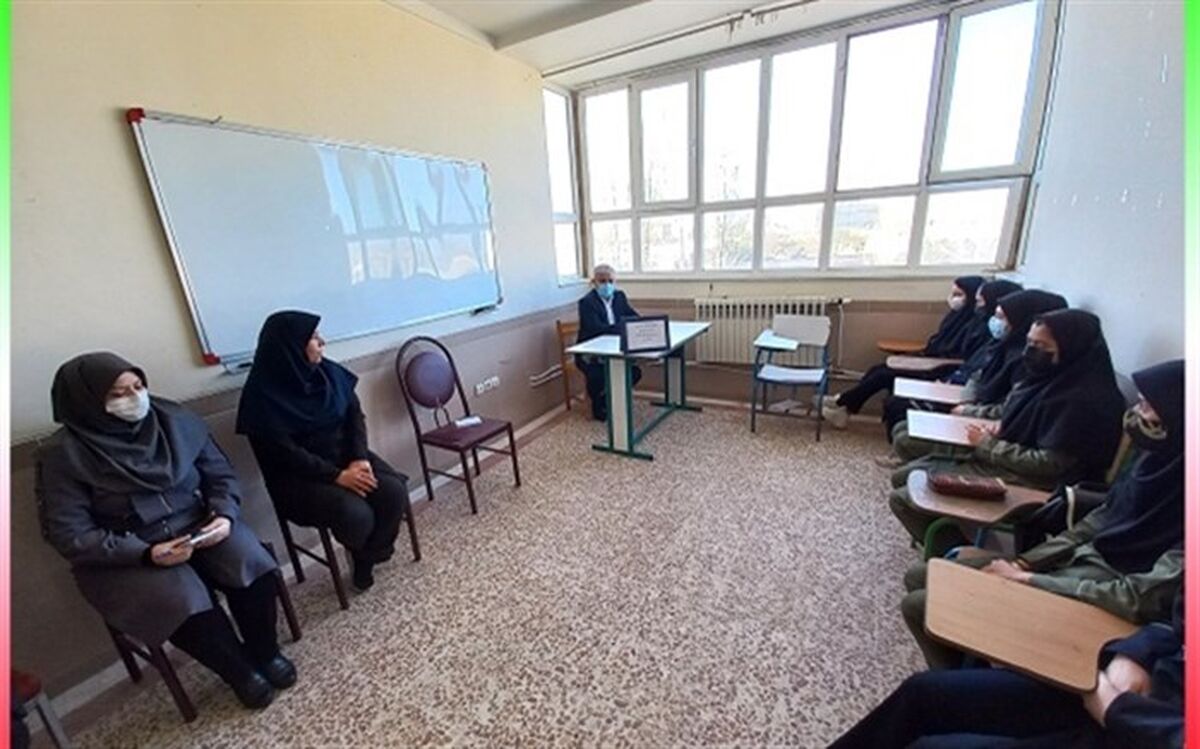 برگزاری جلسه توجیهی آمادگی در آزمون سراسری