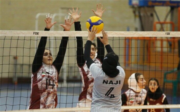 زنان والیبالیست جام باشگاه‌های آسیا را با برد آغاز کردند