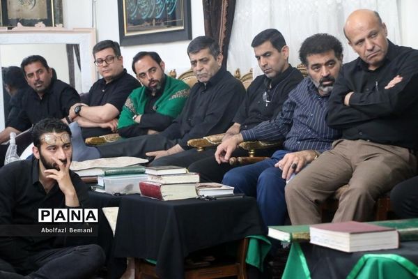 مراسم عزاداری شهادت امام علی(ع) در منزل شهید معماریان