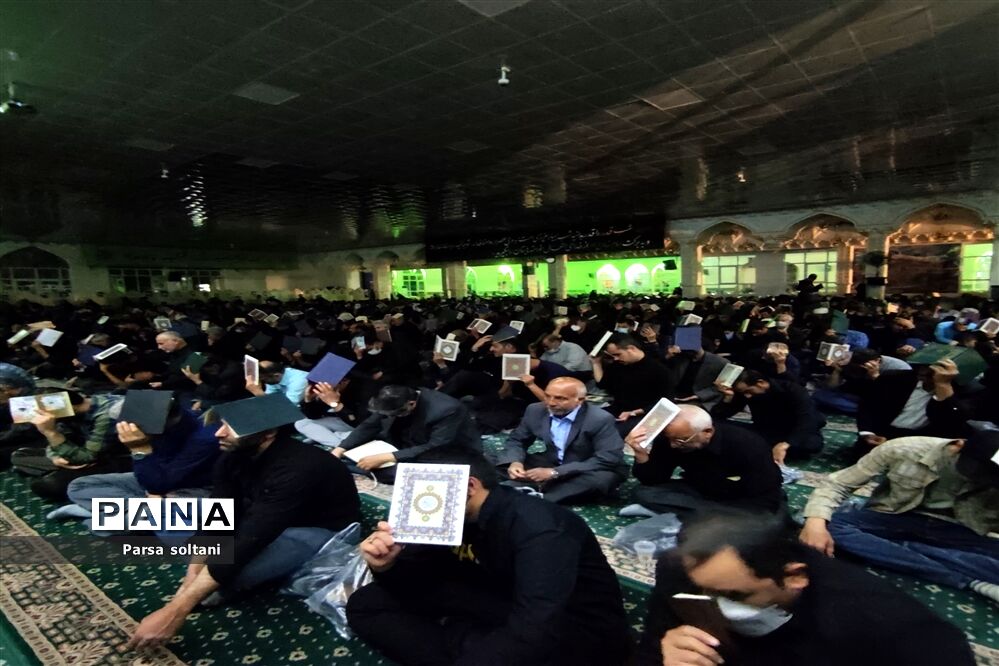 برگزاری سومین شب قدر در آرامگاه سید‌حمزه کاشمر