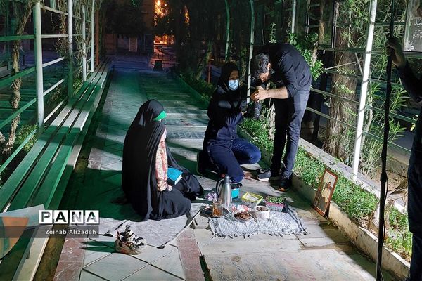 پشت صحنه فیلم کوتاه «میهمانی لاله»