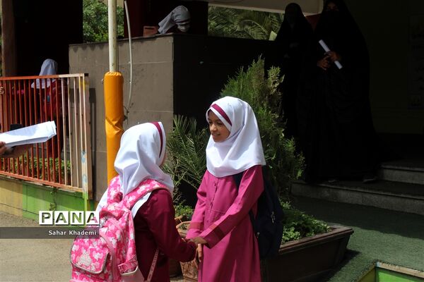 پشت صحنه فیلم کوتاه «میهمانی لاله»