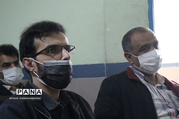 نمایشگاه دست‌ساخته‌ها و دستاوردهای دانش‌آموزی در گلوگاه