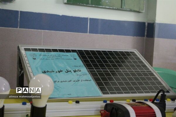 نمایشگاه دست‌ساخته‌ها و دستاوردهای دانش‌آموزی در گلوگاه