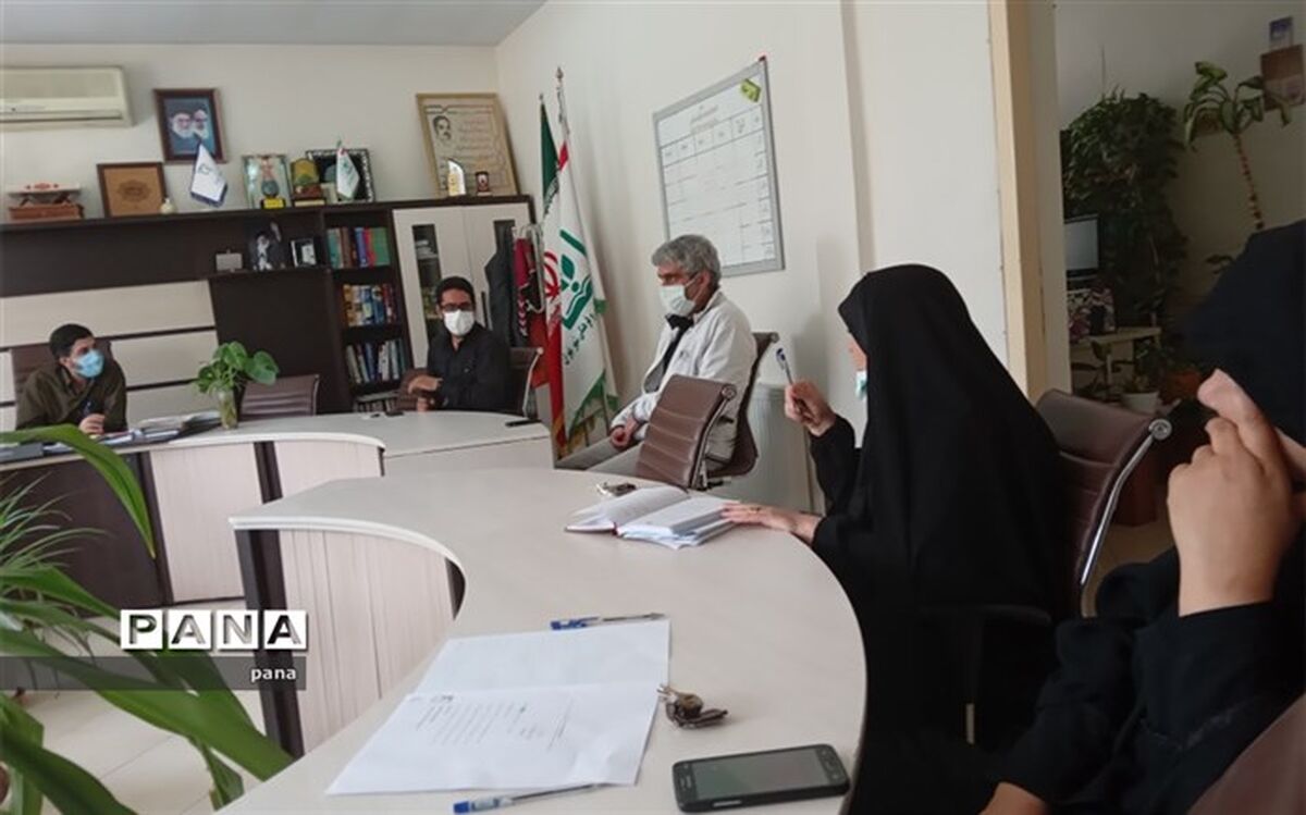 دانش‌آموزان پیشتاز منطقه ۶ شهر تهران در راهپیمایی روز جهانی قدس شرکت می‌کنند